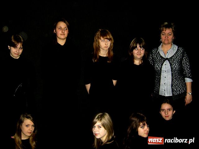 Zdjęcie w galerii na portalu naszraciborz.pl: Czarny teatr przy Opawskiej wiadomości z regionu