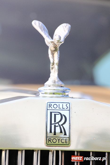 Zdjęcie w galerii na portalu naszraciborz.pl: Zabytkowe pojazdy zjechały do Zabełkowa wiadomości z regionu