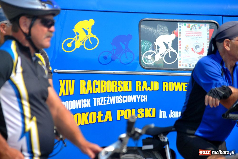 Zdjęcie w galerii na portalu naszraciborz.pl: Objadą całą Polskę dookoła wiadomości z regionu