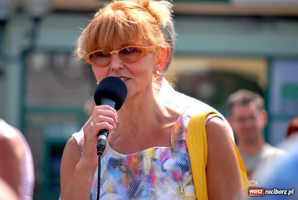 Zdjęcie w galerii na portalu naszraciborz.pl: Objadą całą Polskę dookoła wiadomości z regionu