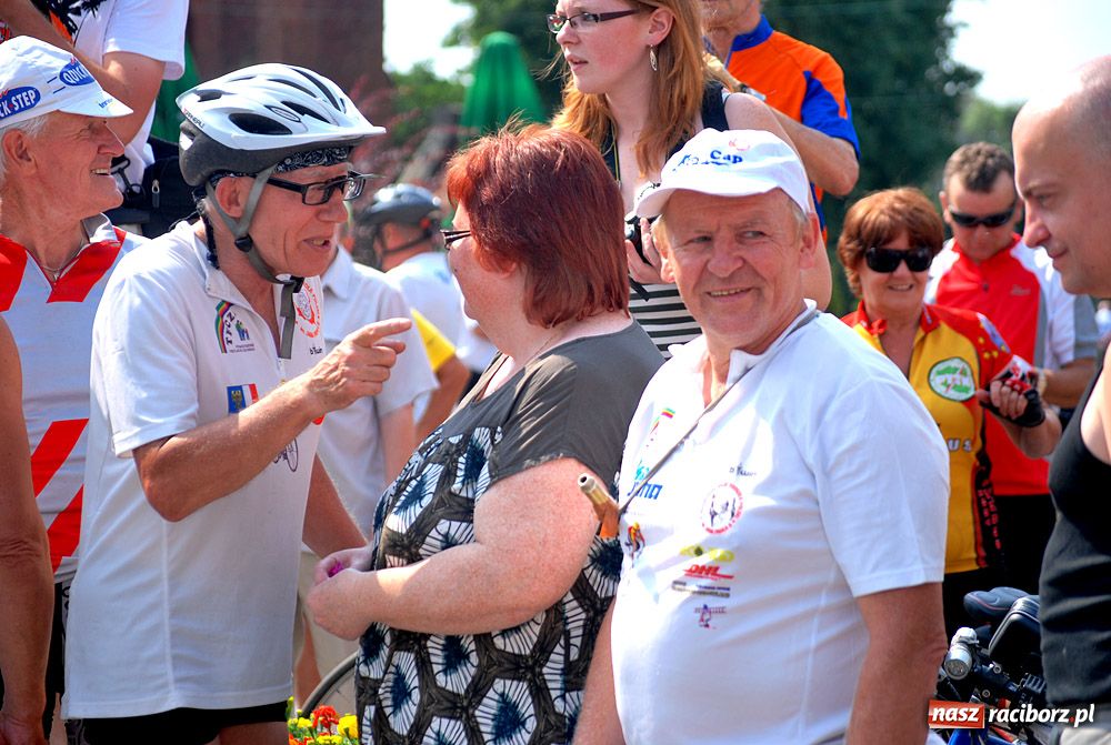 Zdjęcie w galerii na portalu naszraciborz.pl: Objadą całą Polskę dookoła wiadomości z regionu