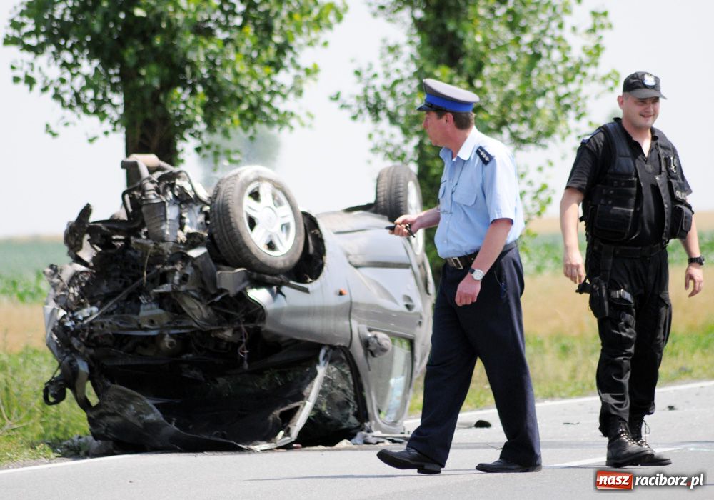 Zdjęcie w galerii na portalu naszraciborz.pl: Kierowca renault zmarł w szpitalu wiadomości z regionu