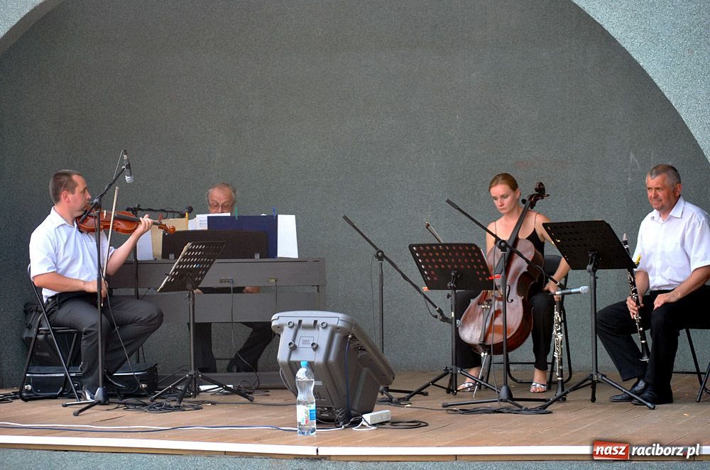 Zdjęcie w galerii na portalu naszraciborz.pl: Muszelka znów rozbrzmiewa muzyką wiadomości z regionu