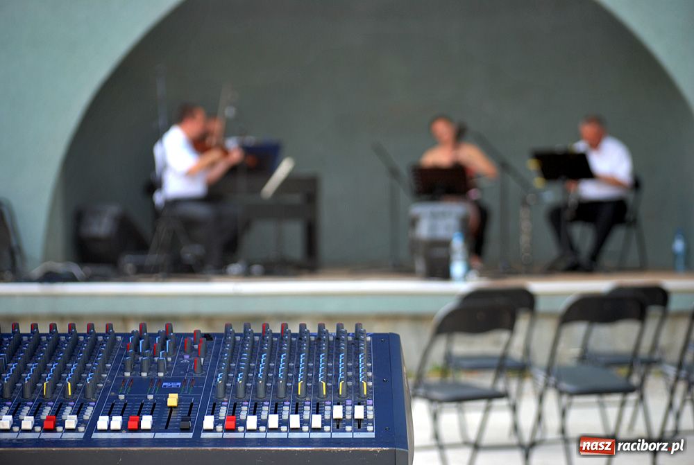 Zdjęcie w galerii na portalu naszraciborz.pl: Muszelka znów rozbrzmiewa muzyką wiadomości z regionu