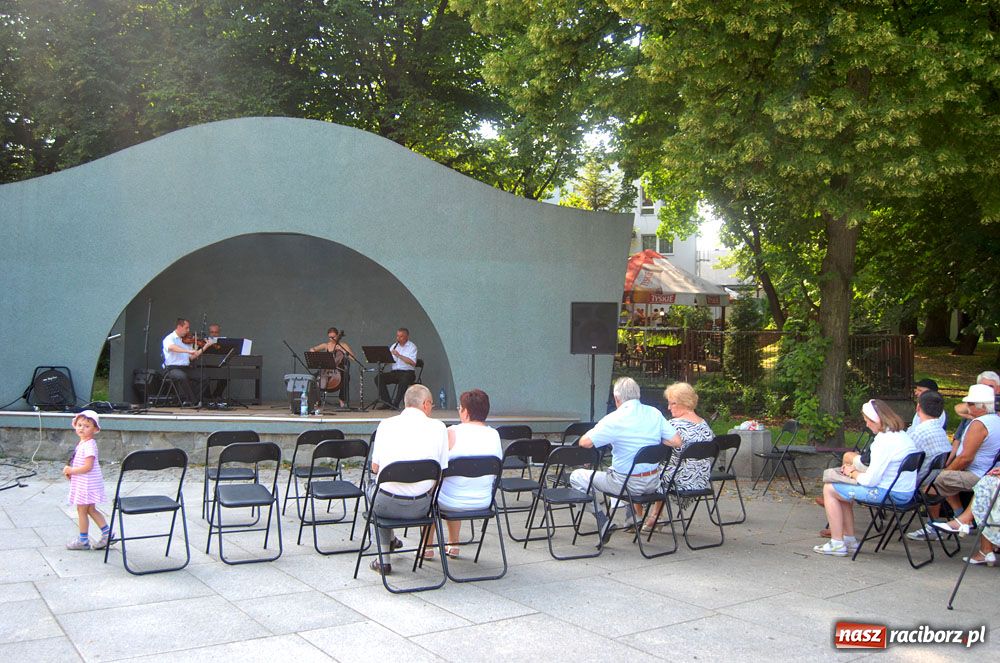 Zdjęcie w galerii na portalu naszraciborz.pl: Muszelka znów rozbrzmiewa muzyką wiadomości z regionu