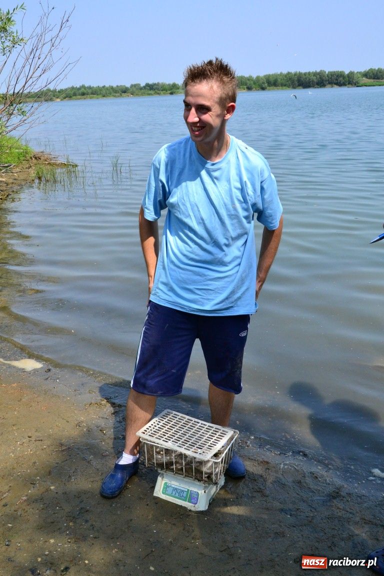 Zdjęcie w galerii na portalu naszraciborz.pl: W upał wędkarze mieli słabe branie wiadomości z regionu