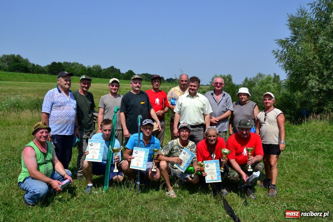Zdjęcie w galerii na portalu naszraciborz.pl: W upał wędkarze mieli słabe branie wiadomości z regionu