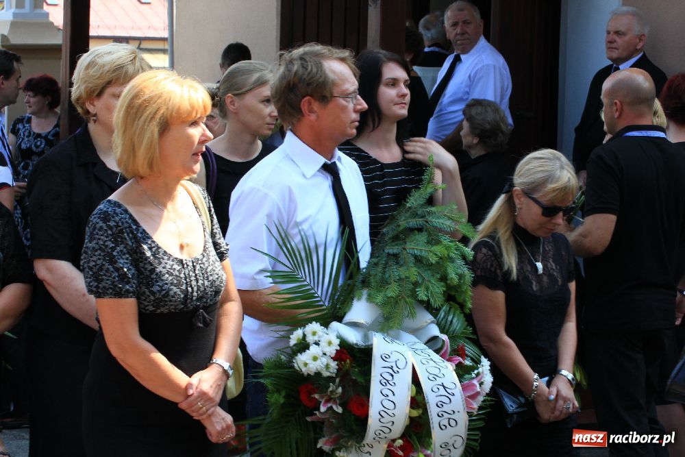 Zdjęcie w galerii na portalu naszraciborz.pl: Ostatnie pożegnanie Jerzego Wziontka wiadomości z regionu