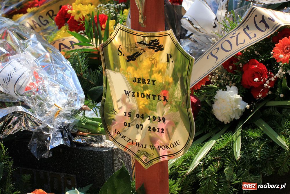 Zdjęcie w galerii na portalu naszraciborz.pl: Ostatnie pożegnanie Jerzego Wziontka wiadomości z regionu