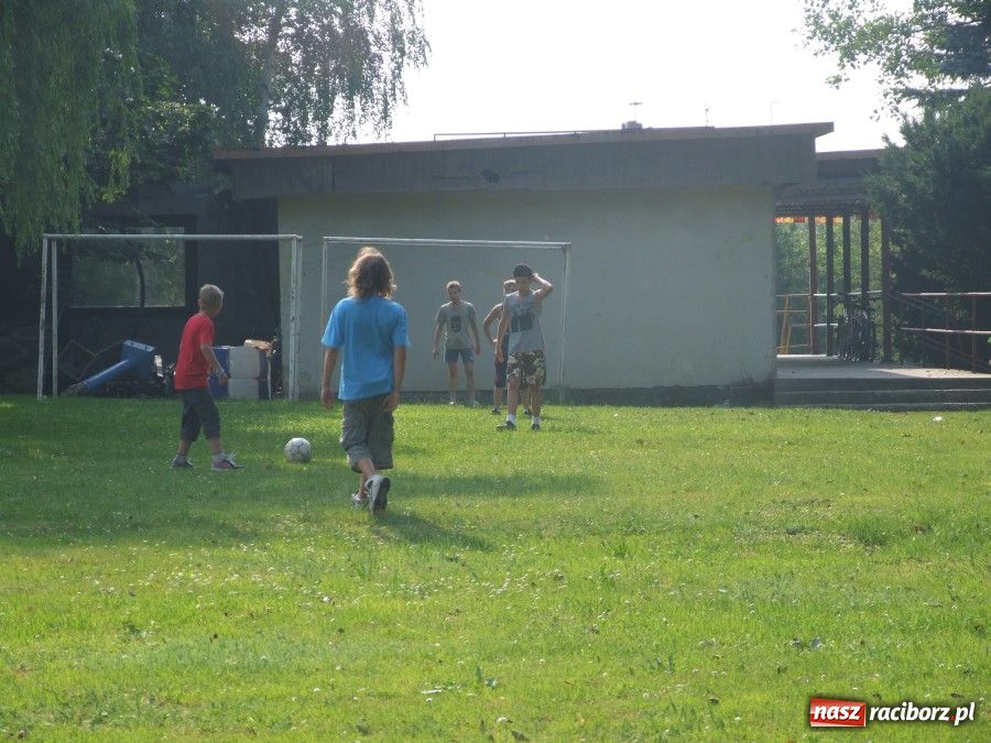 Zdjęcie w galerii na portalu naszraciborz.pl: Łamator zakończył sezon piknikiem wiadomości z regionu