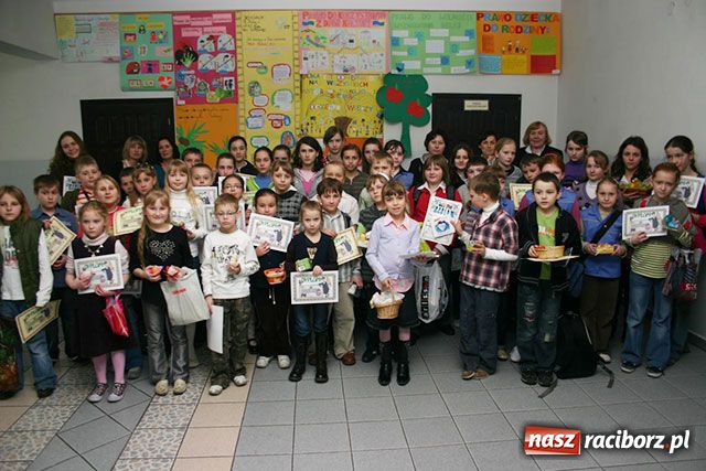 Zdjęcie w galerii na portalu naszraciborz.pl: Cudeńka z jajek wiadomości z regionu