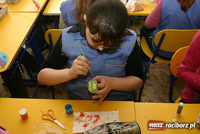 Zdjęcie w galerii na portalu naszraciborz.pl: Cudeńka z jajek wiadomości z regionu