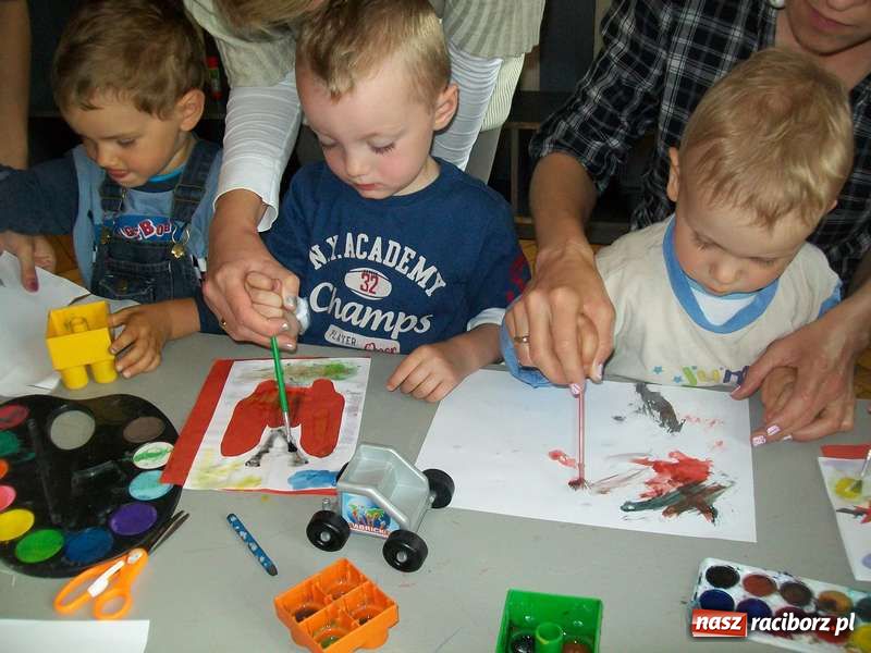 Zdjęcie w galerii na portalu naszraciborz.pl: Co robić w upały z małym dzieckiem? wiadomości z regionu