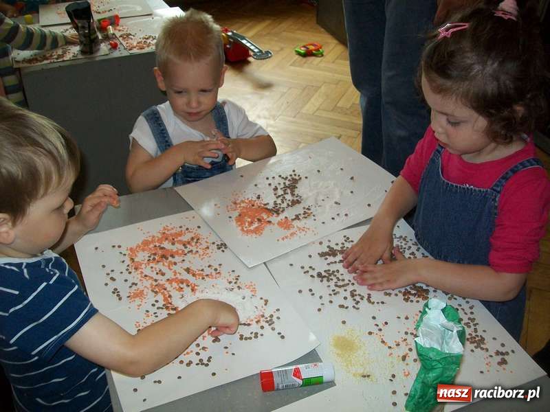 Zdjęcie w galerii na portalu naszraciborz.pl: Co robić w upały z małym dzieckiem? wiadomości z regionu