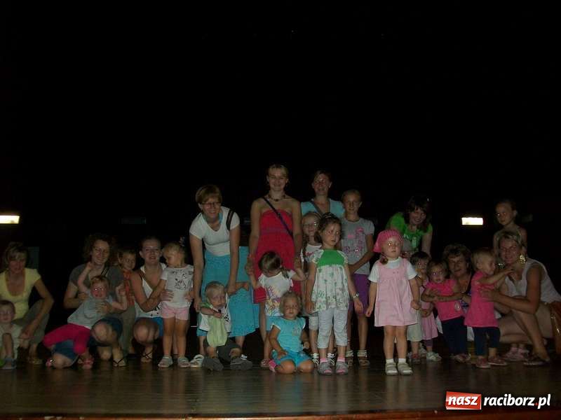 Zdjęcie w galerii na portalu naszraciborz.pl: Co robić w upały z małym dzieckiem? wiadomości z regionu