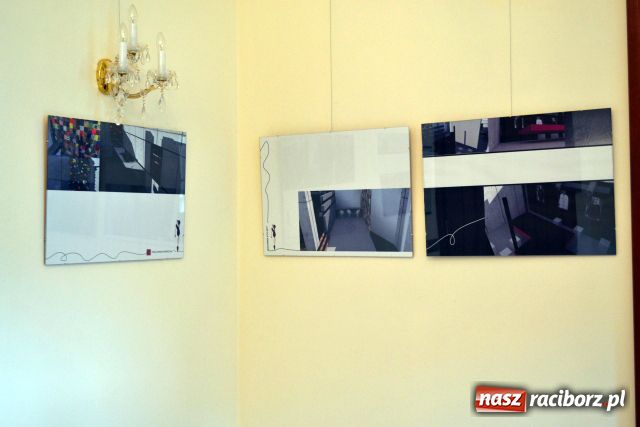 Zdjęcie w galerii na portalu naszraciborz.pl: Sztuka broniła się dziś na zamku wiadomości z regionu