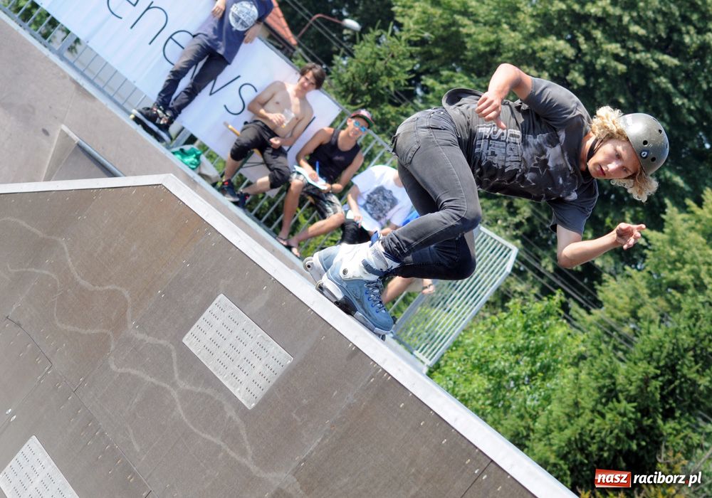 Zdjęcie w galerii na portalu naszraciborz.pl: Chałupki Jam 2012 w pełnym skwarze wiadomości z regionu