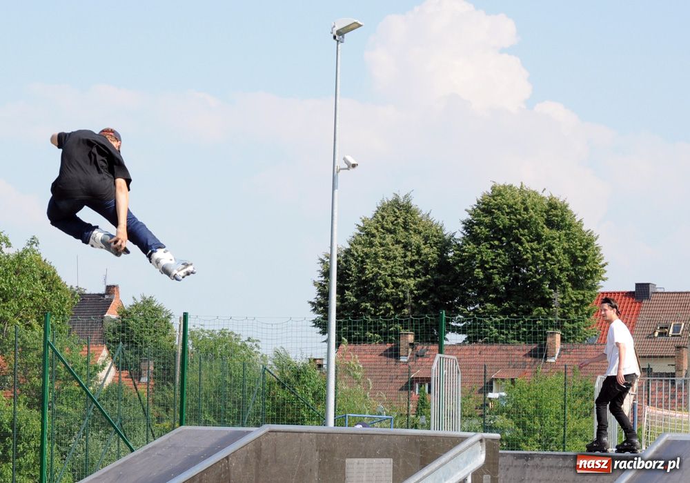 Zdjęcie w galerii na portalu naszraciborz.pl: Chałupki Jam 2012 w pełnym skwarze wiadomości z regionu