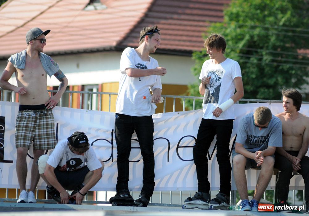 Zdjęcie w galerii na portalu naszraciborz.pl: Chałupki Jam 2012 w pełnym skwarze wiadomości z regionu