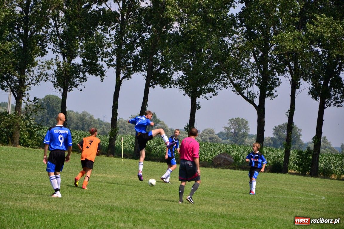 Zdjęcie w galerii na portalu naszraciborz.pl: Juniorzy walczyli o Puchar Wójta wiadomości z regionu