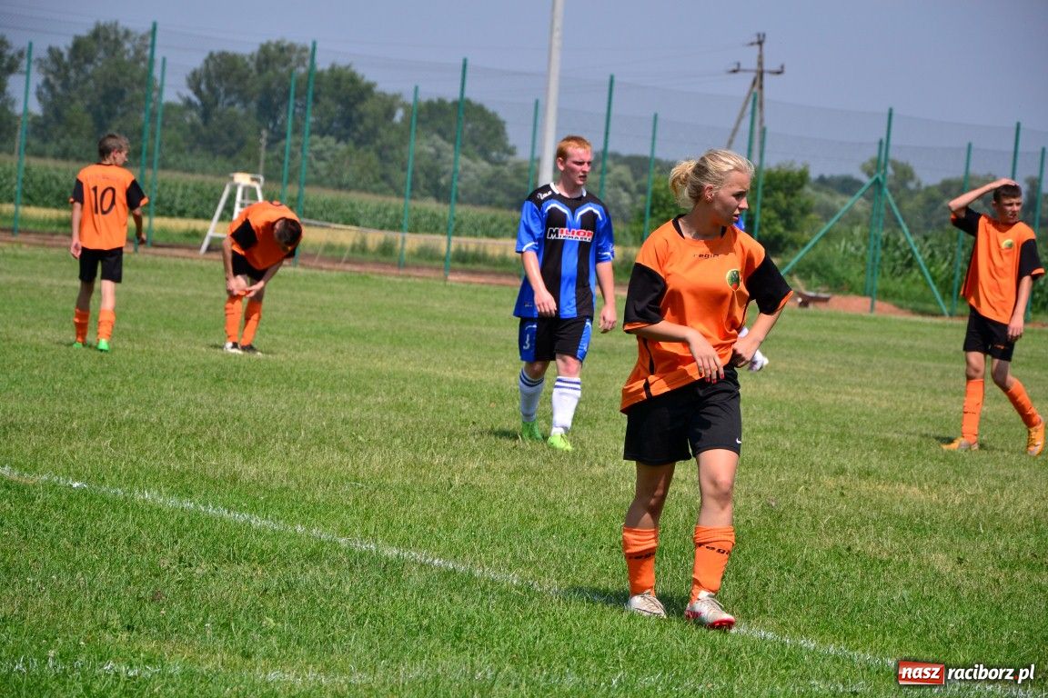 Zdjęcie w galerii na portalu naszraciborz.pl: Juniorzy walczyli o Puchar Wójta wiadomości z regionu