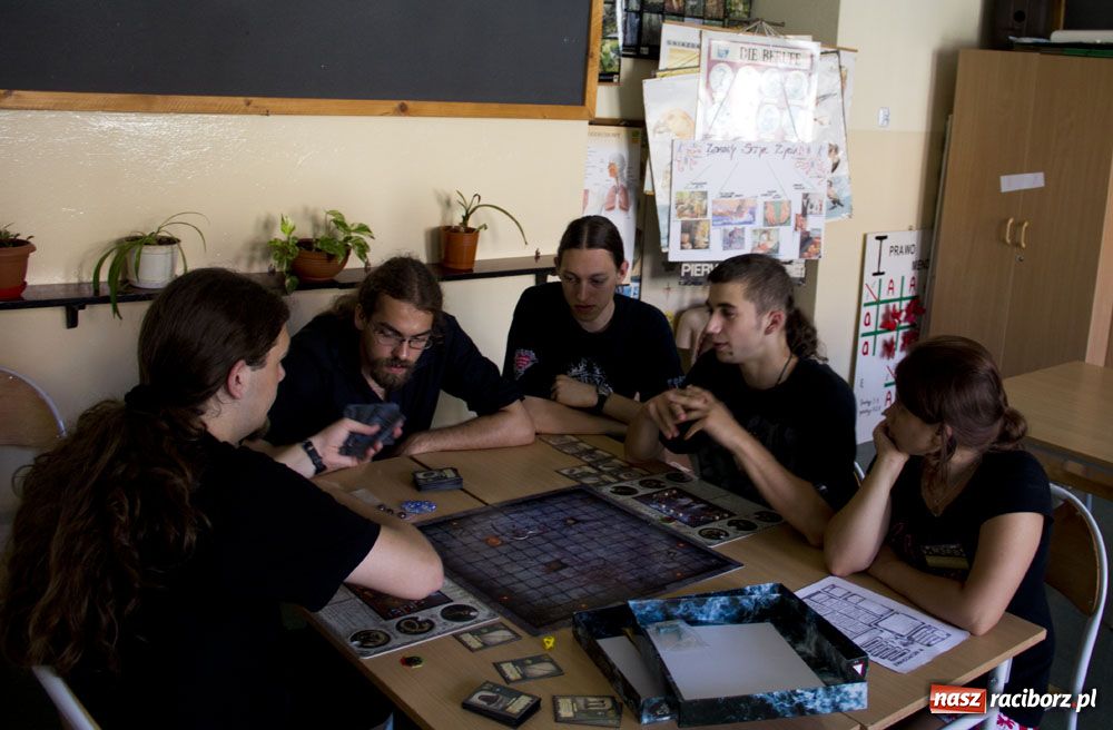 Zdjęcie w galerii na portalu naszraciborz.pl: Miłośnicy fantasy i gier w G5 wiadomości z regionu