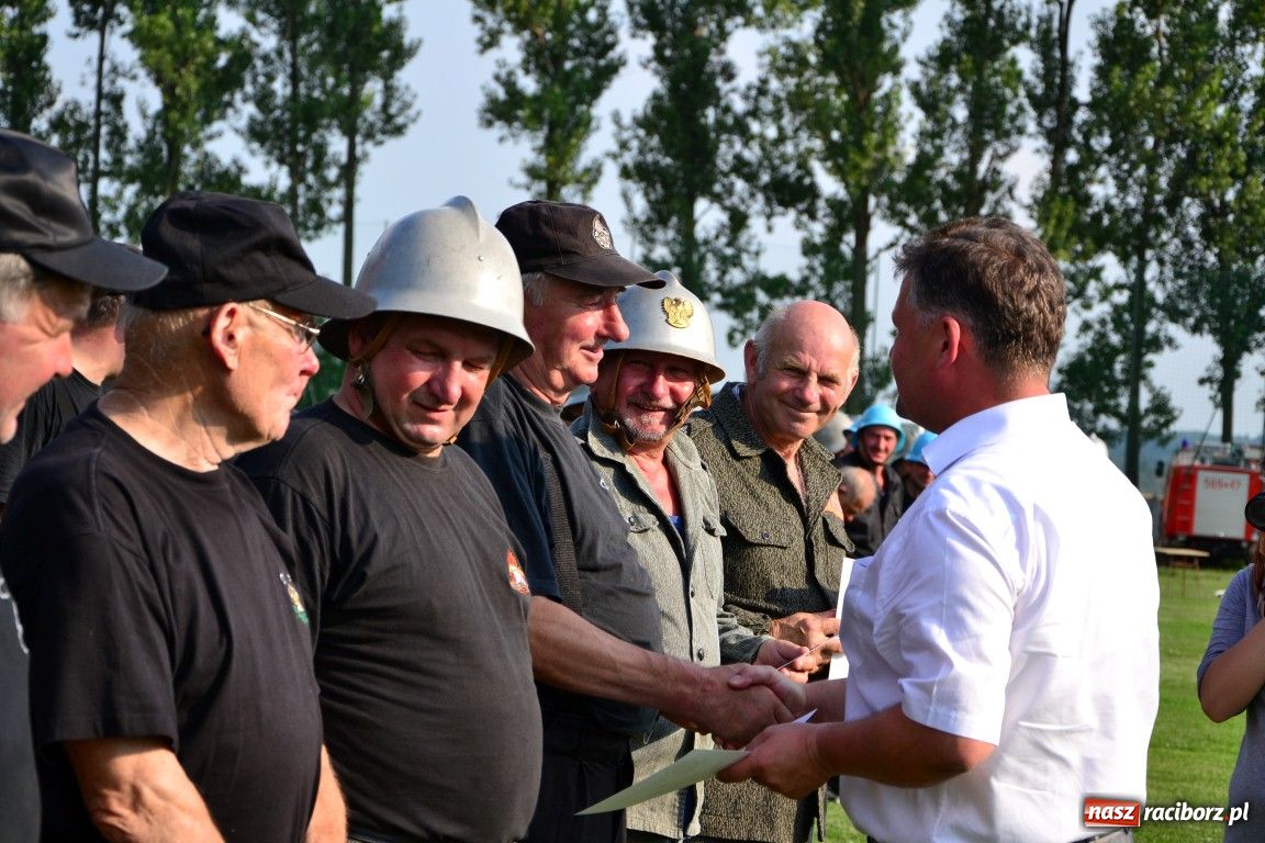 Zdjęcie w galerii na portalu naszraciborz.pl: Seniorzy Roszkowa wykręcili 29,16 sek. wiadomości z regionu