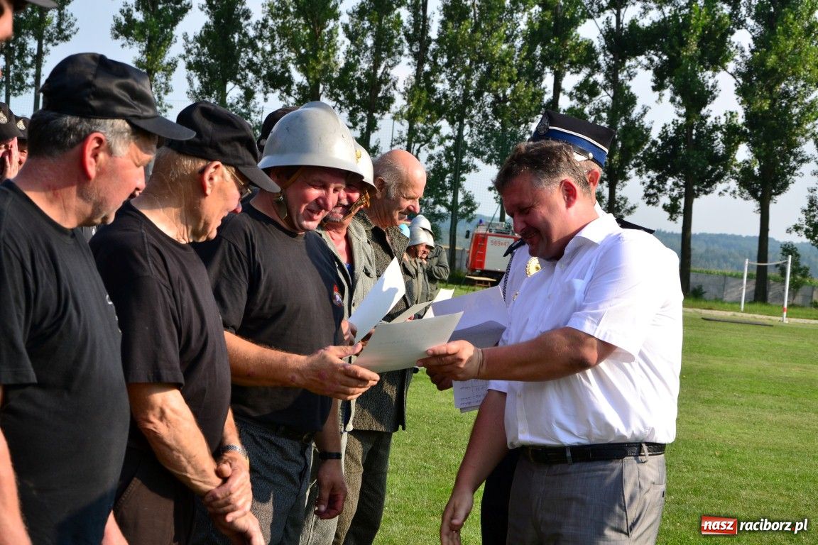 Zdjęcie w galerii na portalu naszraciborz.pl: Seniorzy Roszkowa wykręcili 29,16 sek. wiadomości z regionu