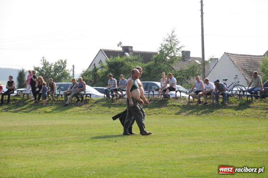 Zdjęcie w galerii na portalu naszraciborz.pl: Seniorzy Roszkowa wykręcili 29,16 sek. wiadomości z regionu