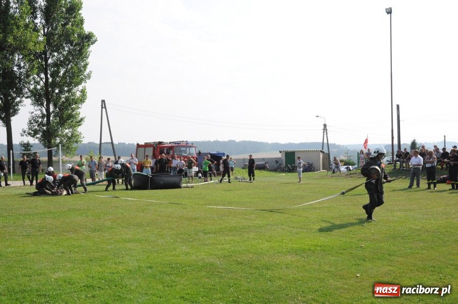 Zdjęcie w galerii na portalu naszraciborz.pl: Seniorzy Roszkowa wykręcili 29,16 sek. wiadomości z regionu