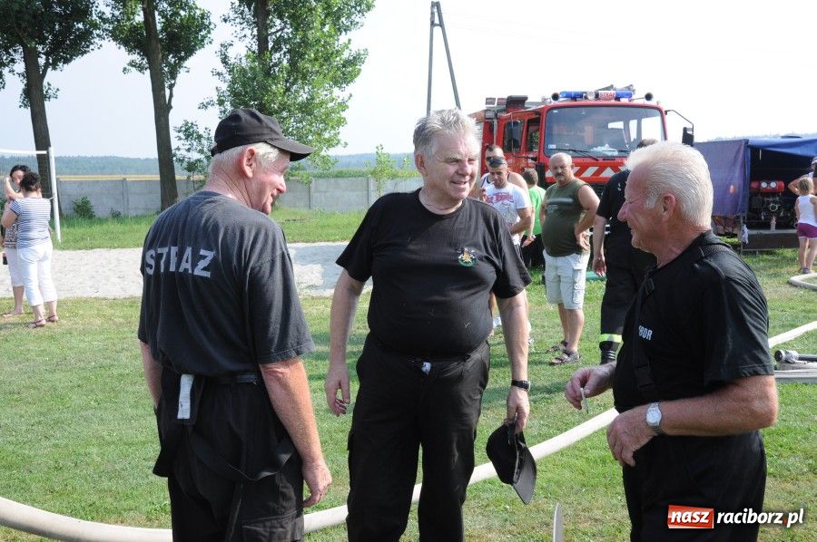Zdjęcie w galerii na portalu naszraciborz.pl: Seniorzy Roszkowa wykręcili 29,16 sek. wiadomości z regionu