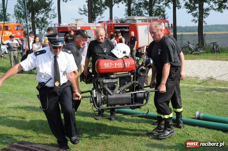 Zdjęcie w galerii na portalu naszraciborz.pl: Seniorzy Roszkowa wykręcili 29,16 sek. wiadomości z regionu