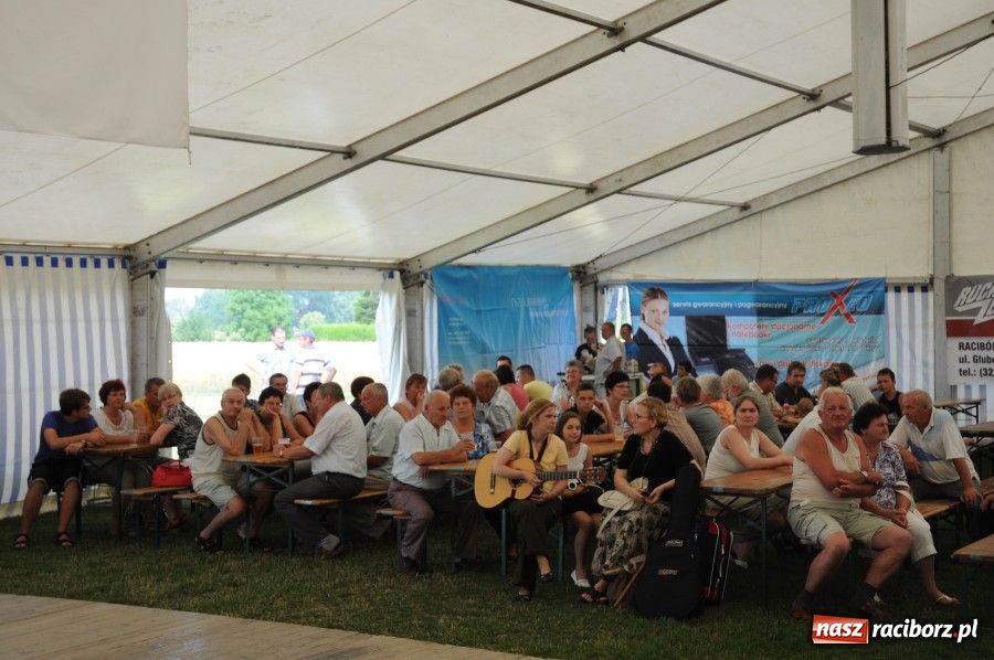 Zdjęcie w galerii na portalu naszraciborz.pl: Morawska niedziela w Borucinie wiadomości z regionu