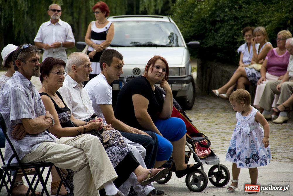 Zdjęcie w galerii na portalu naszraciborz.pl: Trio akordeonowe na letni upał wiadomości z regionu