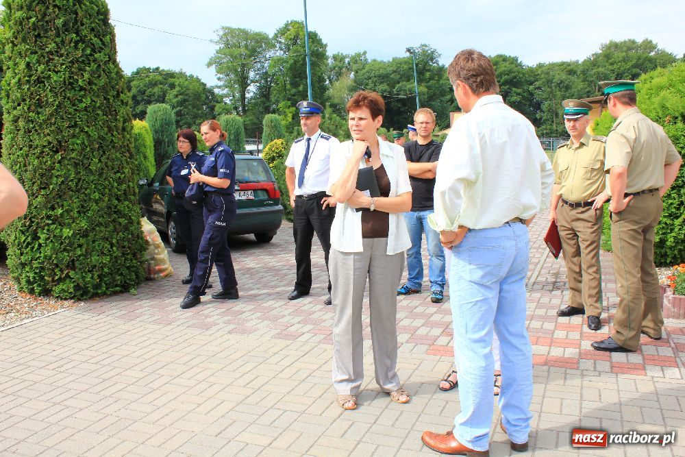 Zdjęcie w galerii na portalu naszraciborz.pl: Policja zaprasza na wspólne świętowanie wiadomości z regionu