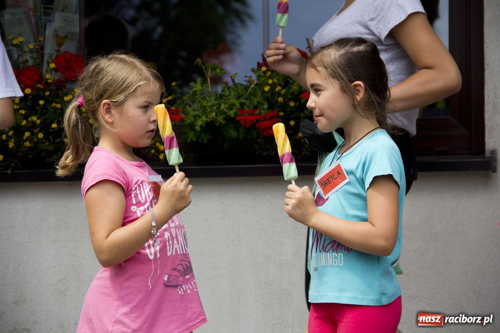 Zdjęcie w galerii na portalu naszraciborz.pl: Radośnie żyć na świecie wiadomości z regionu