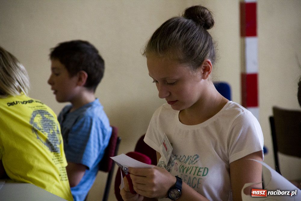 Zdjęcie w galerii na portalu naszraciborz.pl: Radośnie żyć na świecie wiadomości z regionu