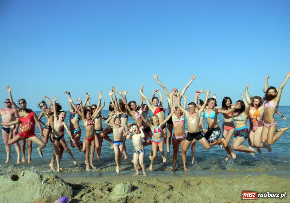 Zdjęcie w galerii na portalu naszraciborz.pl: Gorący raciborski doping na finał Ligi wiadomości z regionu