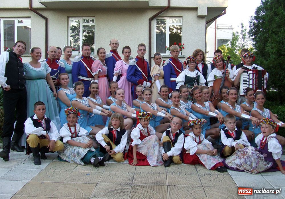 Zdjęcie w galerii na portalu naszraciborz.pl: Gorący raciborski doping na finał Ligi wiadomości z regionu