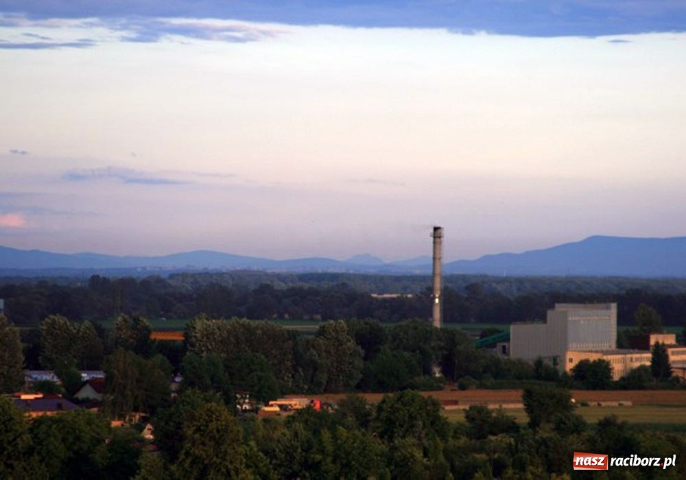 Zdjęcie w galerii na portalu naszraciborz.pl: Wyjątkowa przejrzystość nad Raciborzem wiadomości z regionu