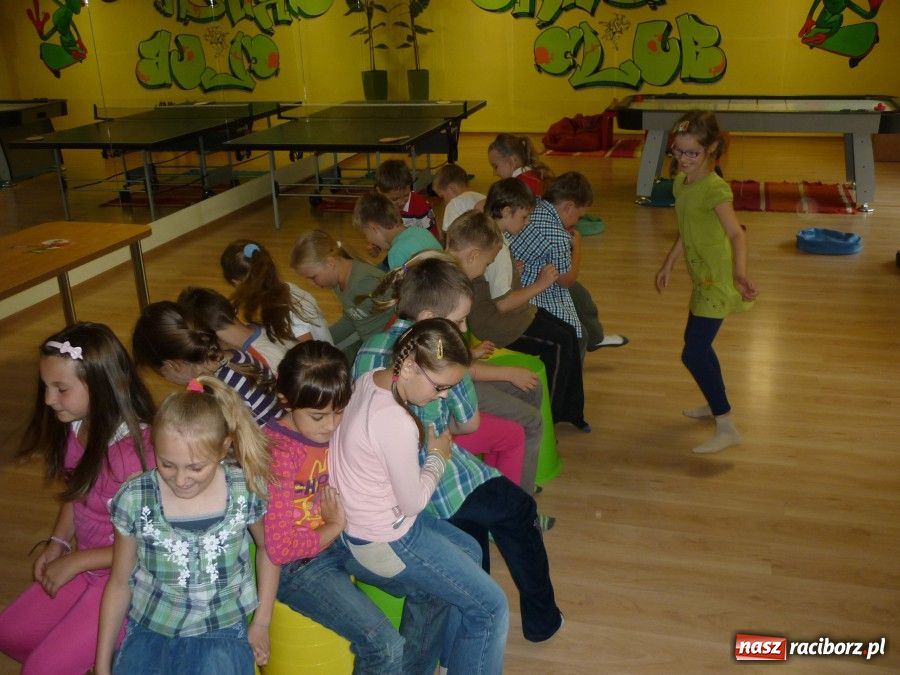 Zdjęcie w galerii na portalu naszraciborz.pl: Mistrzowie dobrych manier z Ostroga wiadomości z regionu