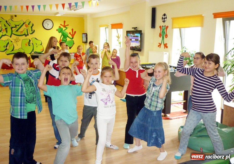 Zdjęcie w galerii na portalu naszraciborz.pl: Mistrzowie dobrych manier z Ostroga wiadomości z regionu