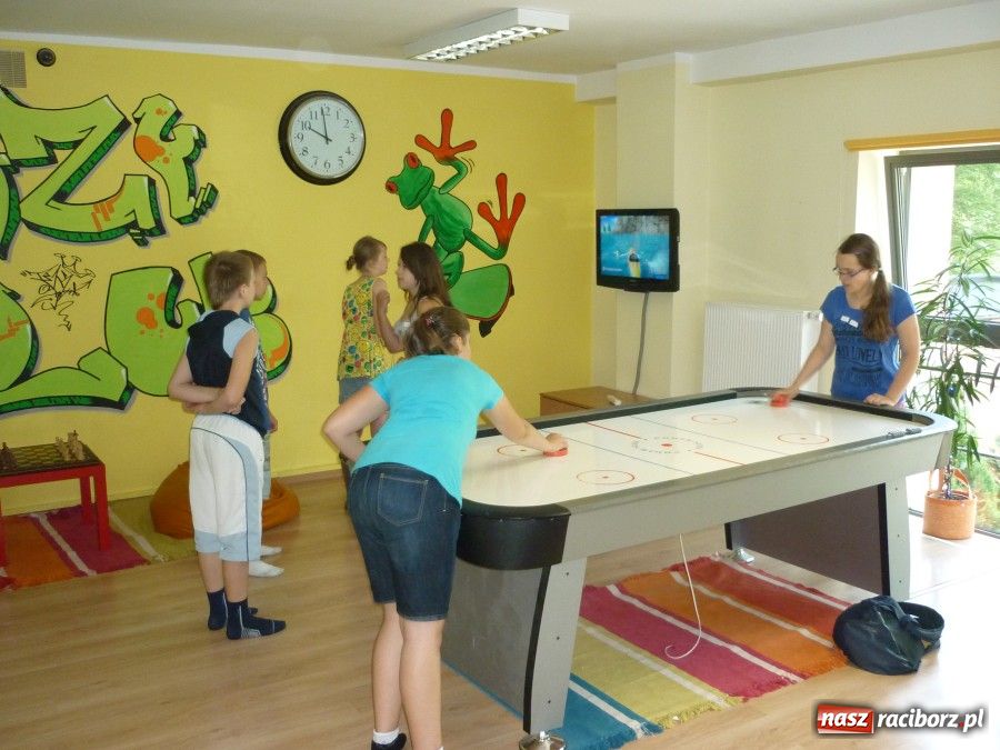 Zdjęcie w galerii na portalu naszraciborz.pl: Mistrzowie dobrych manier z Ostroga wiadomości z regionu