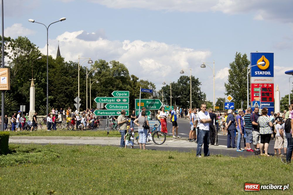 Zdjęcie w galerii na portalu naszraciborz.pl: Tour de Pologne przejechał przez Racibórz wiadomości z regionu