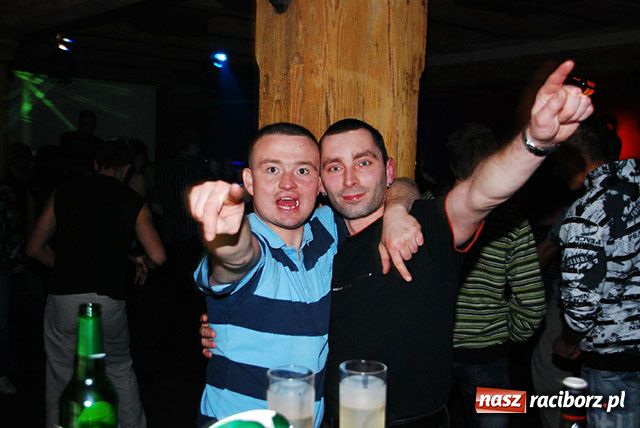 Zdjęcie w galerii na portalu naszraciborz.pl: Magiel towarzyski wiadomości z regionu