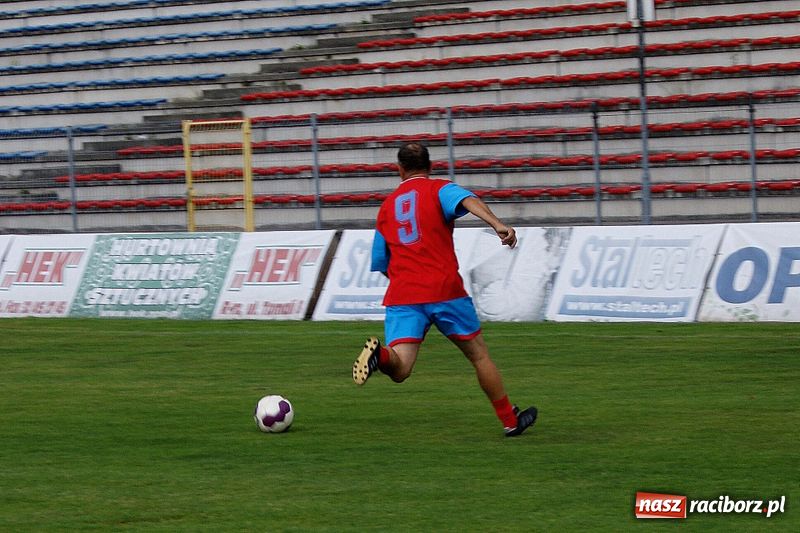 Zdjęcie w galerii na portalu naszraciborz.pl: Zamiast Słowaczek panowie z Podokręgu wiadomości z regionu