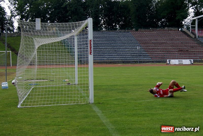 Zdjęcie w galerii na portalu naszraciborz.pl: Zamiast Słowaczek panowie z Podokręgu wiadomości z regionu