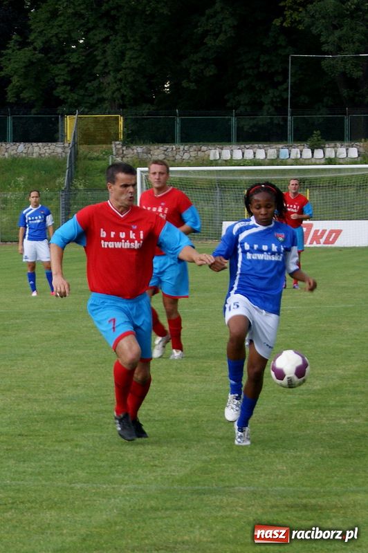 Zdjęcie w galerii na portalu naszraciborz.pl: Zamiast Słowaczek panowie z Podokręgu wiadomości z regionu