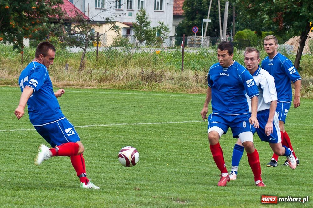 Zdjęcie w galerii na portalu naszraciborz.pl: Krzyżanowice zremisowały w III-ligowcem wiadomości z regionu