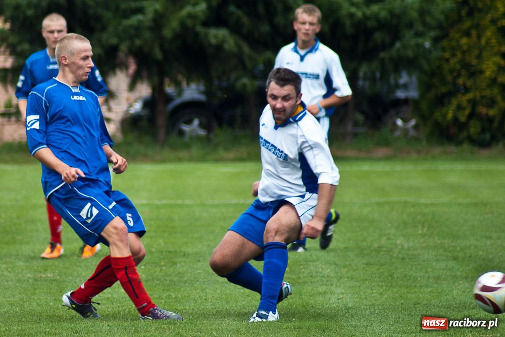 Zdjęcie w galerii na portalu naszraciborz.pl: Krzyżanowice zremisowały w III-ligowcem wiadomości z regionu